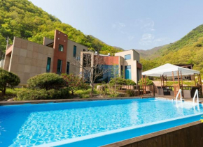 Penates Poolvilla A